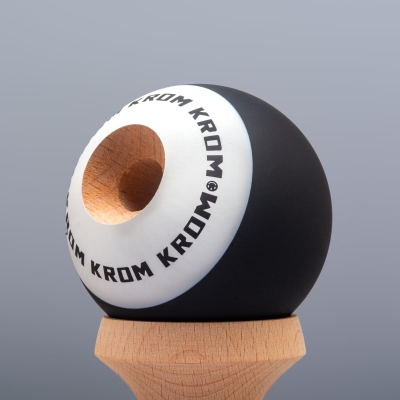 KROM Kendama POP Rubber, originala, Negru