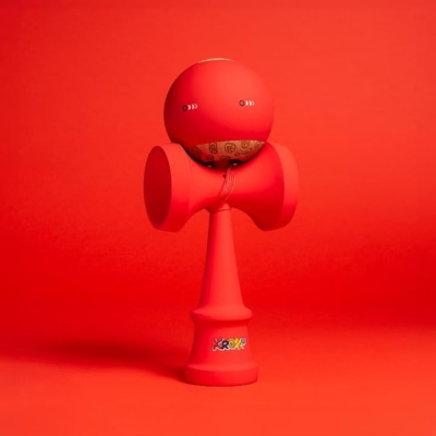 KROM Kendama KOLOR, lemn de fag, originala, Rosu