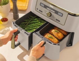 Friteuză cu aer cald Ninja Foodi Pro DualZone, 2470W, 9.5L, 2 cosuri de 4.75L, gri/auriu