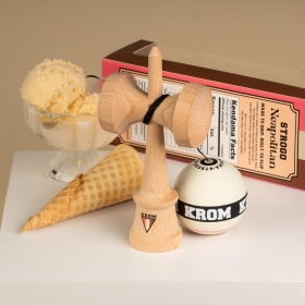 Kendama Krom STROGO Neapolitan Vanilla