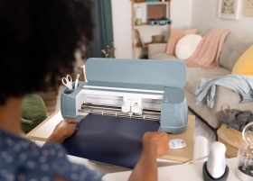 Aparat de etichetat Cricut Maker 4, Sage Green