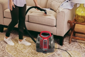 Aspirator cu spalare pentru covoare si tapiterii Spot Clean Pro Heat
