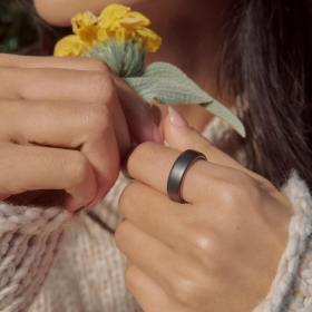 Oura Ring 5 Stealth Smart Ring, Marimea 7, Titan, Bluetooth, Rezistent la Apa